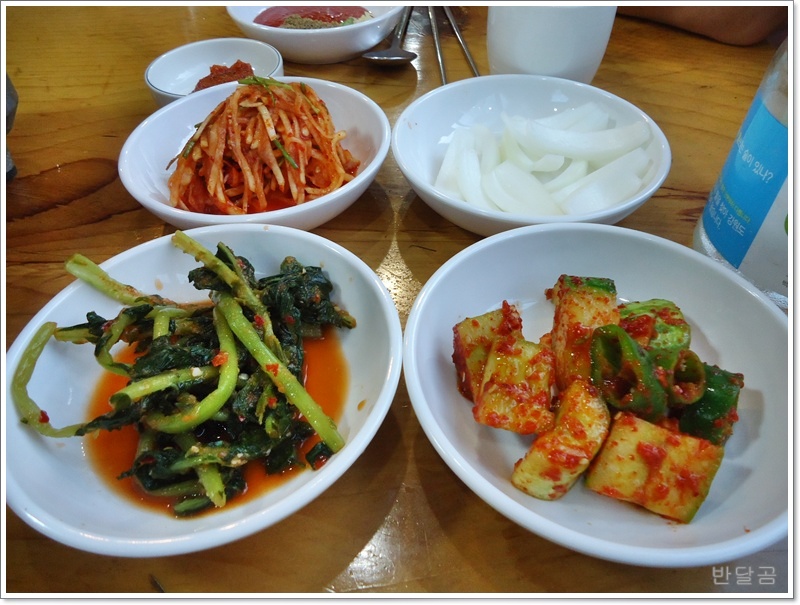 초원흑염소요리 이미지
