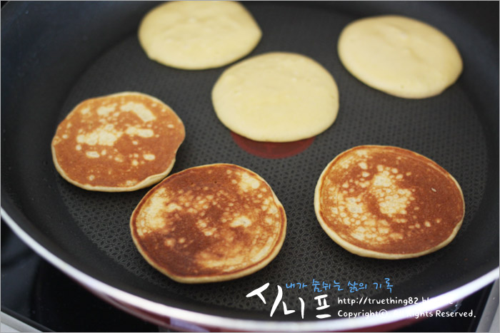 찰보리빵 이미지