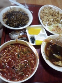 짜장면과짬뽕그리고탕수육 이미지