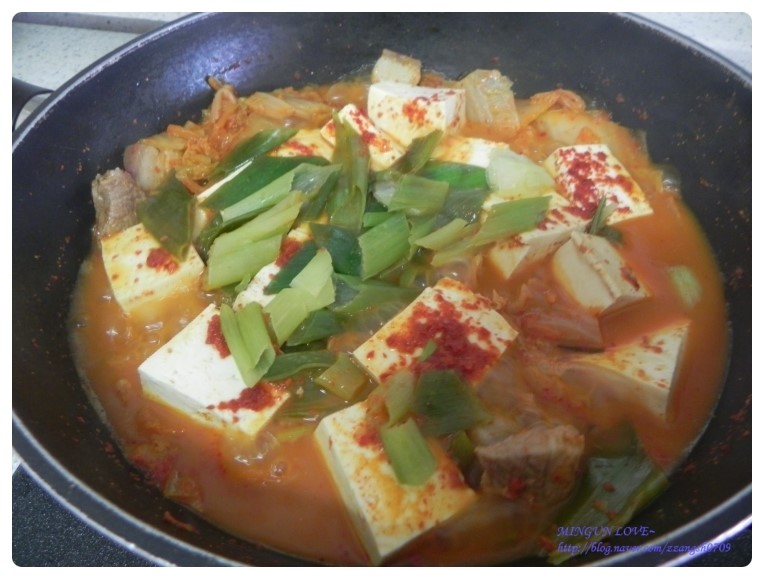 김치찌개 이미지