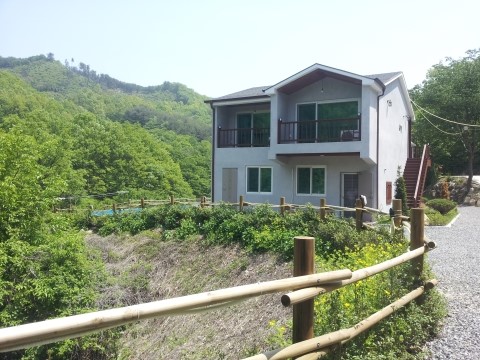 로뎀나무펜션 이미지
