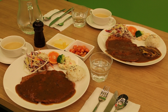 야미돈까스 이미지