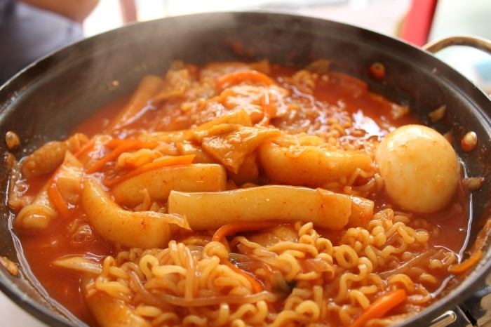 괴물떡볶이 이미지