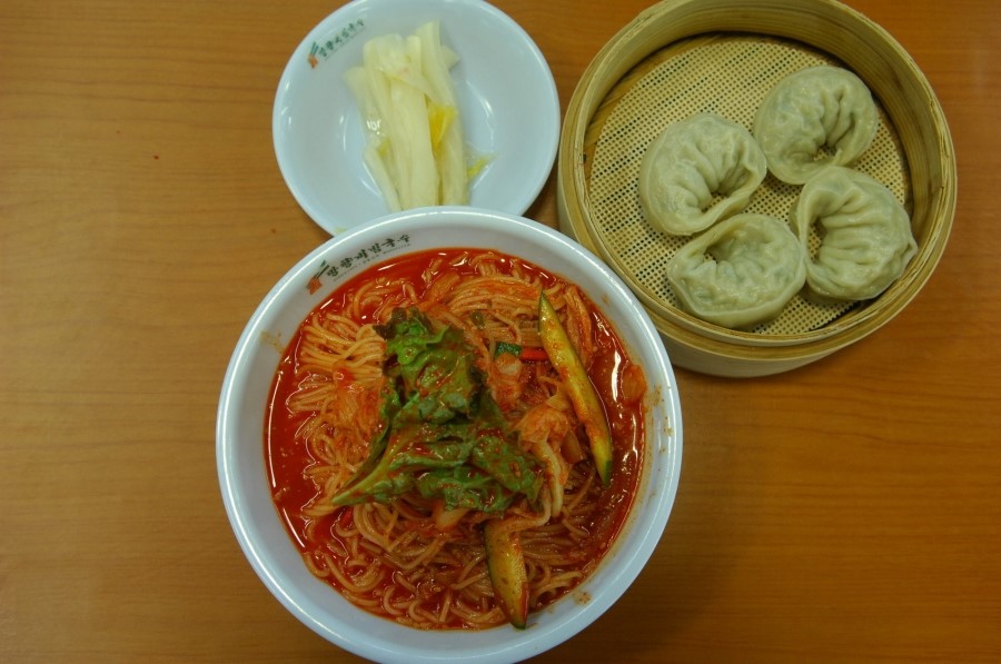 망향비빔국수 이미지
