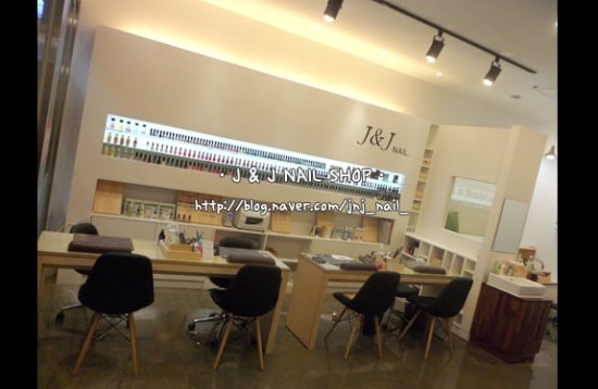 Nail & J 이미지