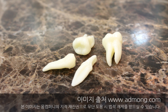임플라인치과의원 이미지