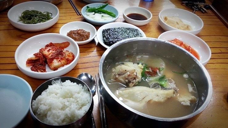뜰아래채 이미지