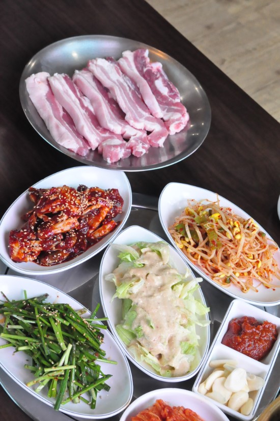 흥부삼겹살 이미지