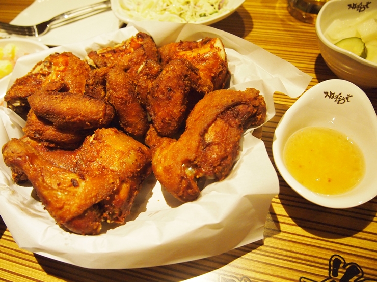 자연담은 치킨 이미지