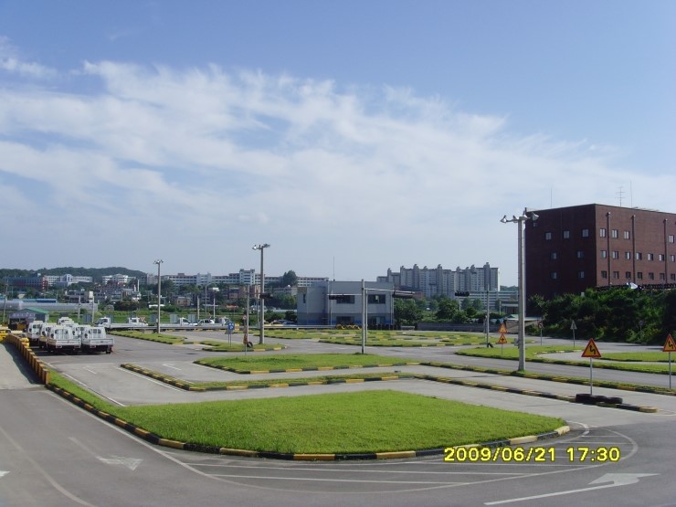 청주교원자동차운전전문학원 이미지