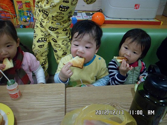플레이 키즈몽 이미지