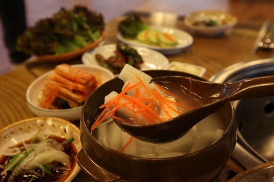 강촌우미숯불닭갈비 이미지