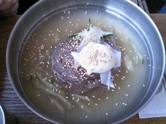 육쌈냉면 이미지