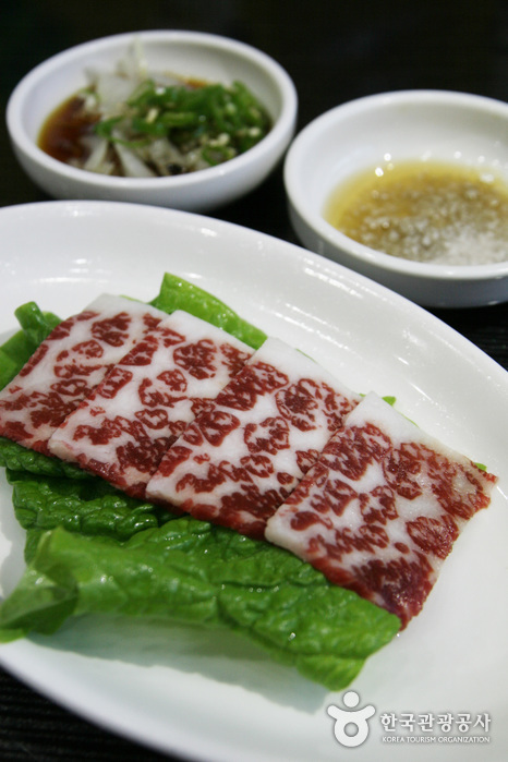 명품우리소 이미지