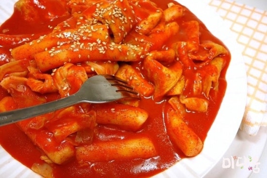 빨간떡볶이 이미지