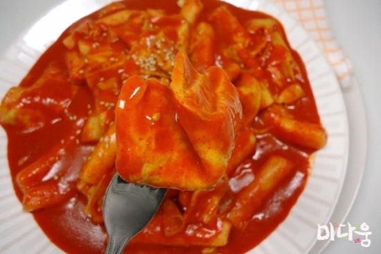 빨간떡볶이 이미지