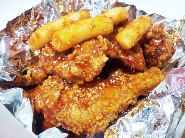 EQ치킨 이미지