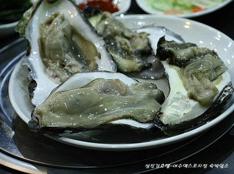 벚굴식당 이미지