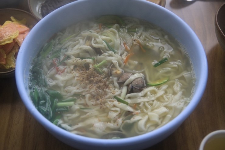 명인칼국수 이미지