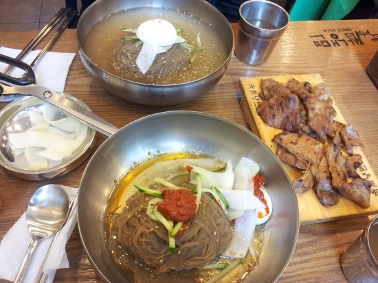 육쌈냉면 이미지