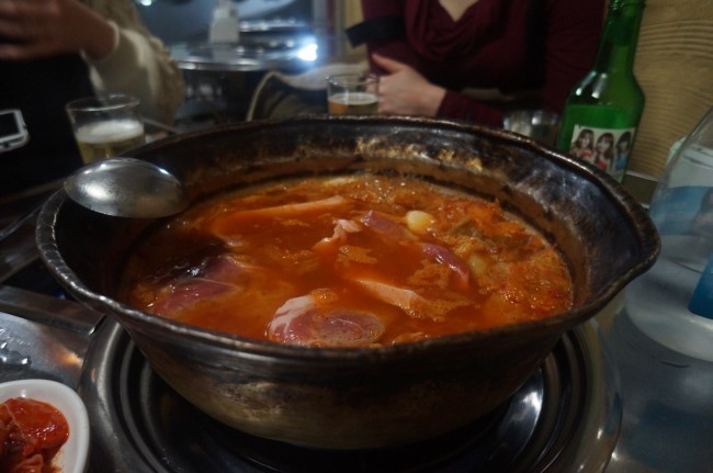가야 생고기 김치찌개 이미지