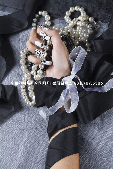 네일아티 이미지