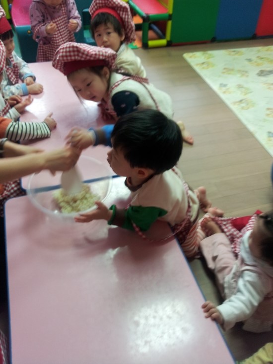 롤롤김밥 이미지