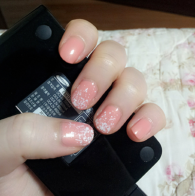 손톱칠 이미지