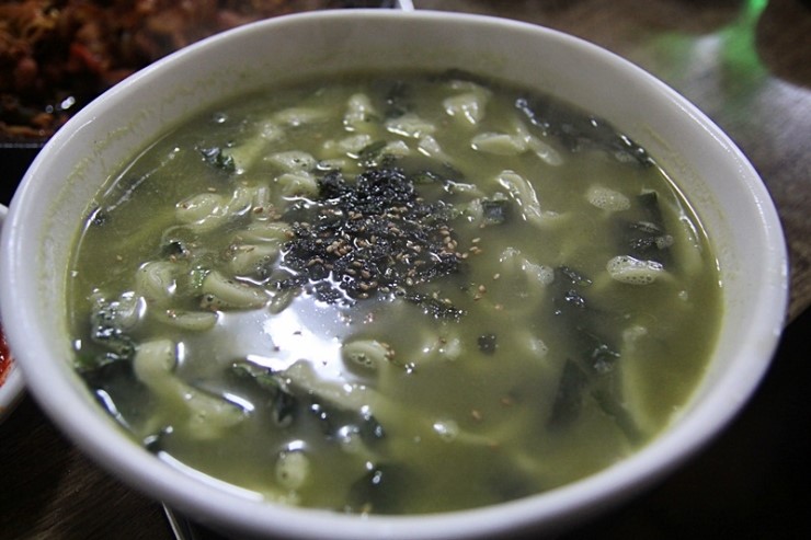 풀향기칼국수 이미지