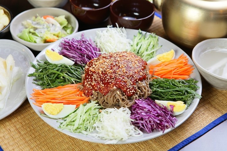 족과의동침 이미지