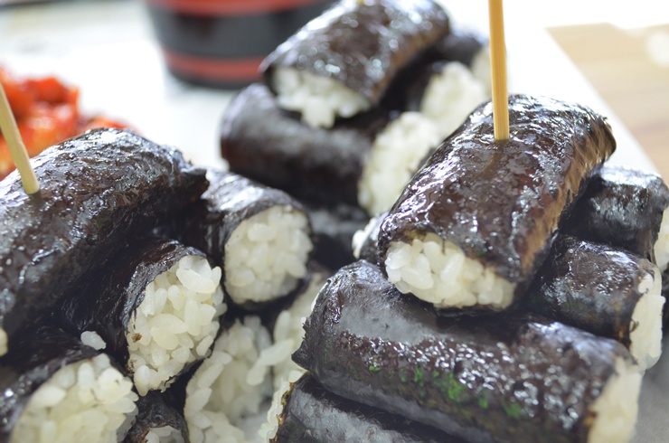 퐁당김밥 이미지