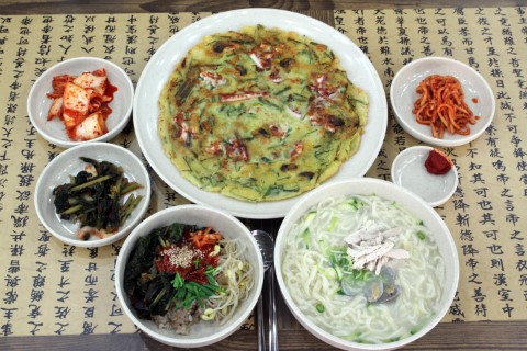 아궁이칼국수 이미지