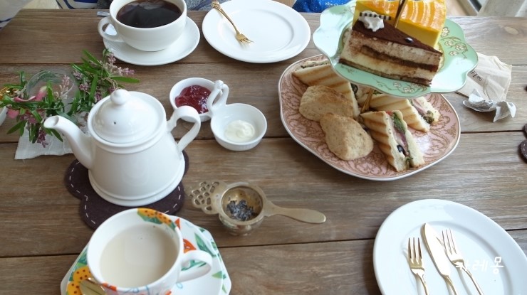 카페릴리(CAFE LILY) 이미지