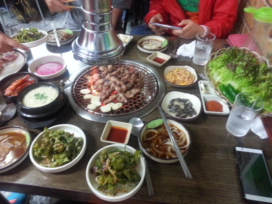 불타는뒷고기 이미지