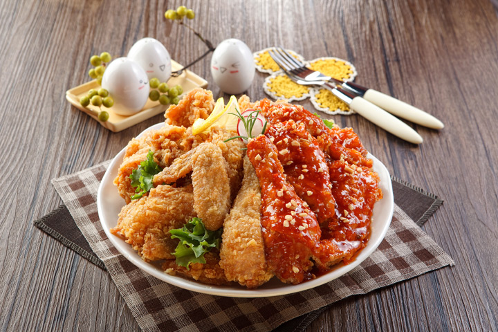 반반치킨 이미지