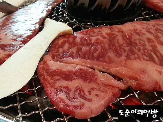 안씨네푸줏간 이미지