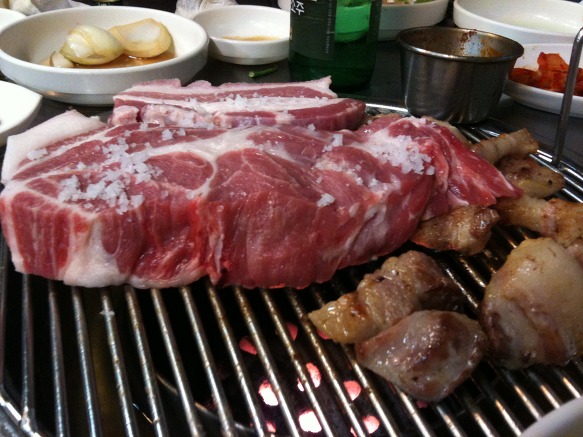 돈사돈 이미지