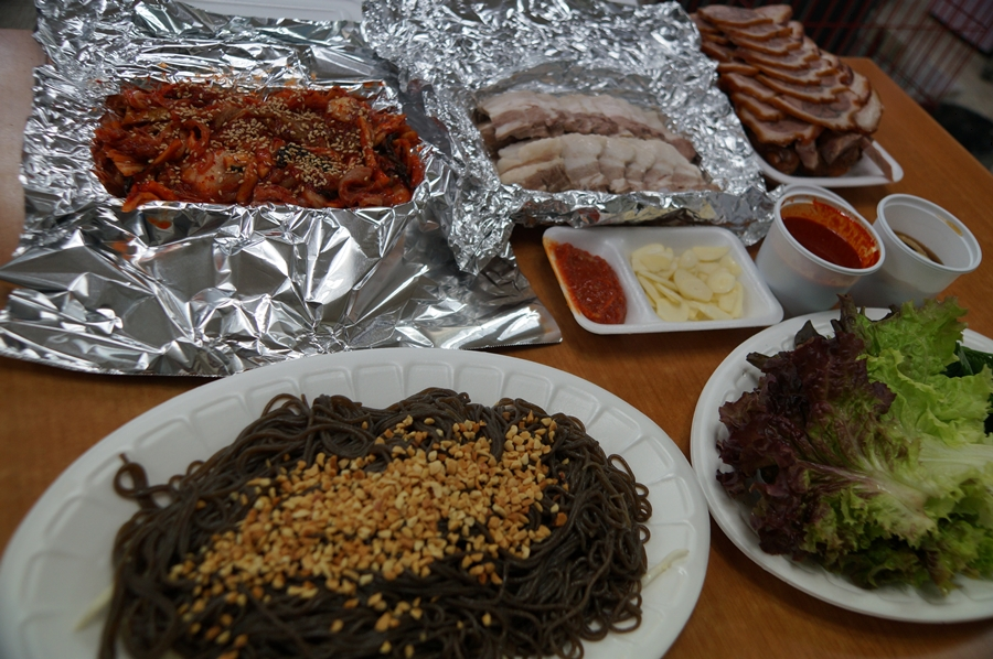 정통왕족발 이미지