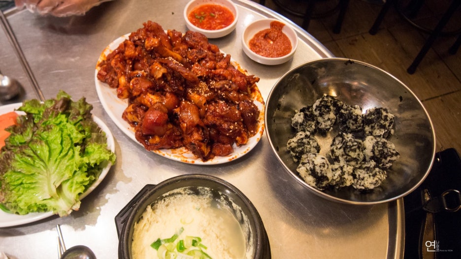 석계매운족발 이미지