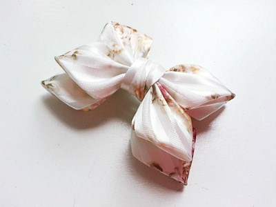 해자리본 이미지