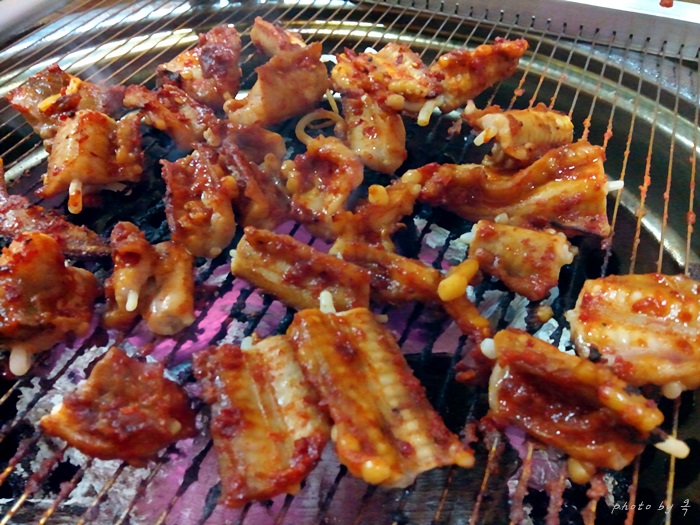 충무아나고참숯불막창 이미지