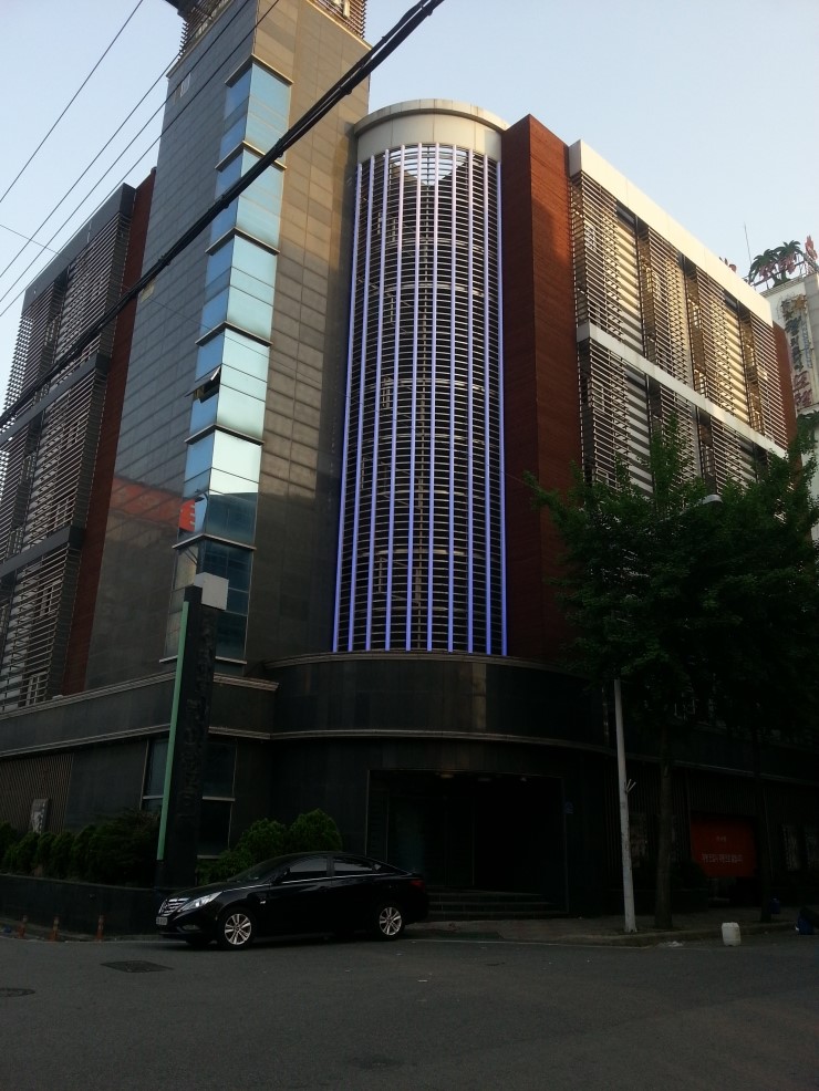파사드모텔 이미지