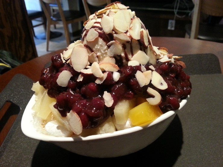 뚝배기칼국수 이미지