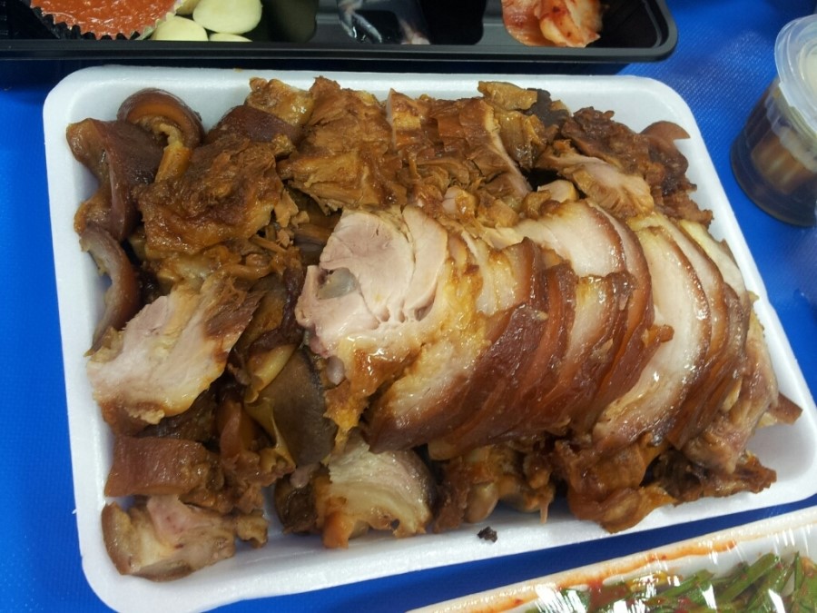 깐족쟁이왕족발 이미지