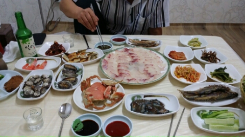 추섬 활어회 식당 이미지