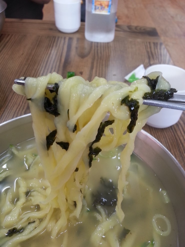 일품칼국수 이미지