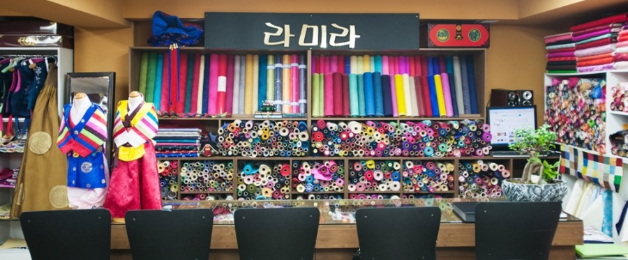 라미라우리옷 이미지
