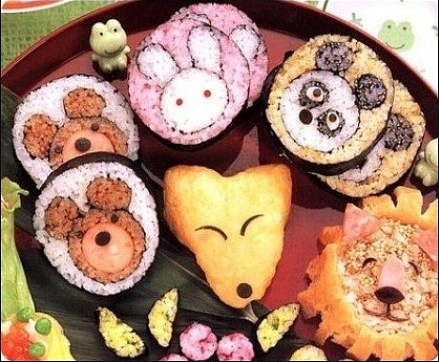 곰김밥 이미지