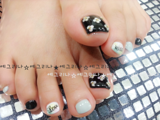 예그리나네일 이미지