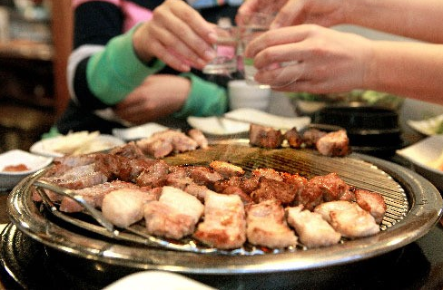 소주와삼겹살 이미지